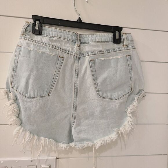 Signature 8 High-Rise Distressed White Denim Shorts Size Large - Picture 5 of 12